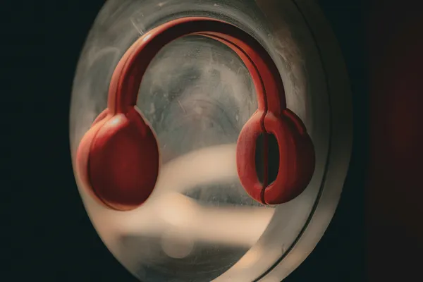 Image for Atmosphere is Everything: Craft a Fan’s Moods(Editor's Pick)